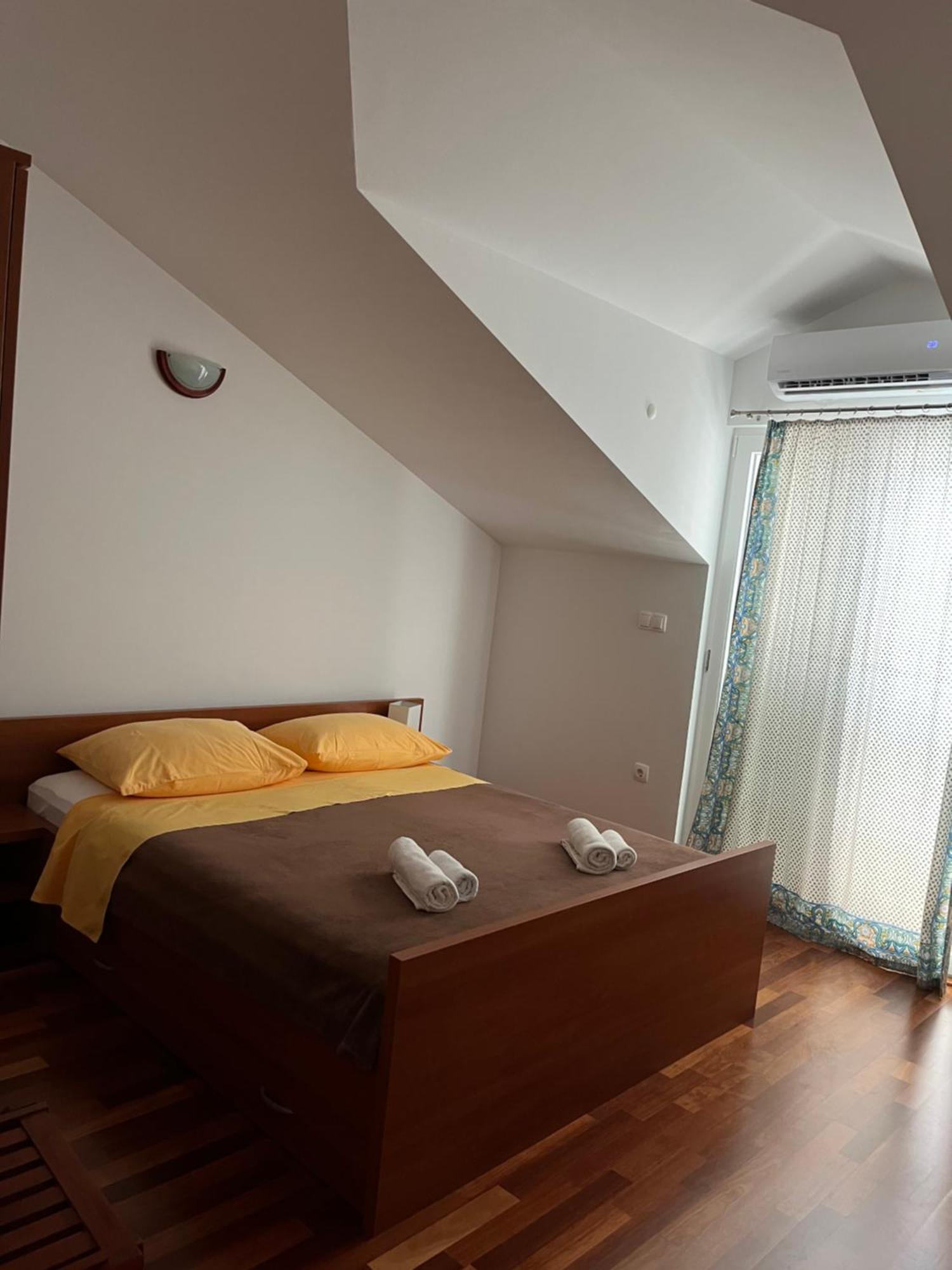 סומפטר Apartments Bernarda מראה חיצוני תמונה